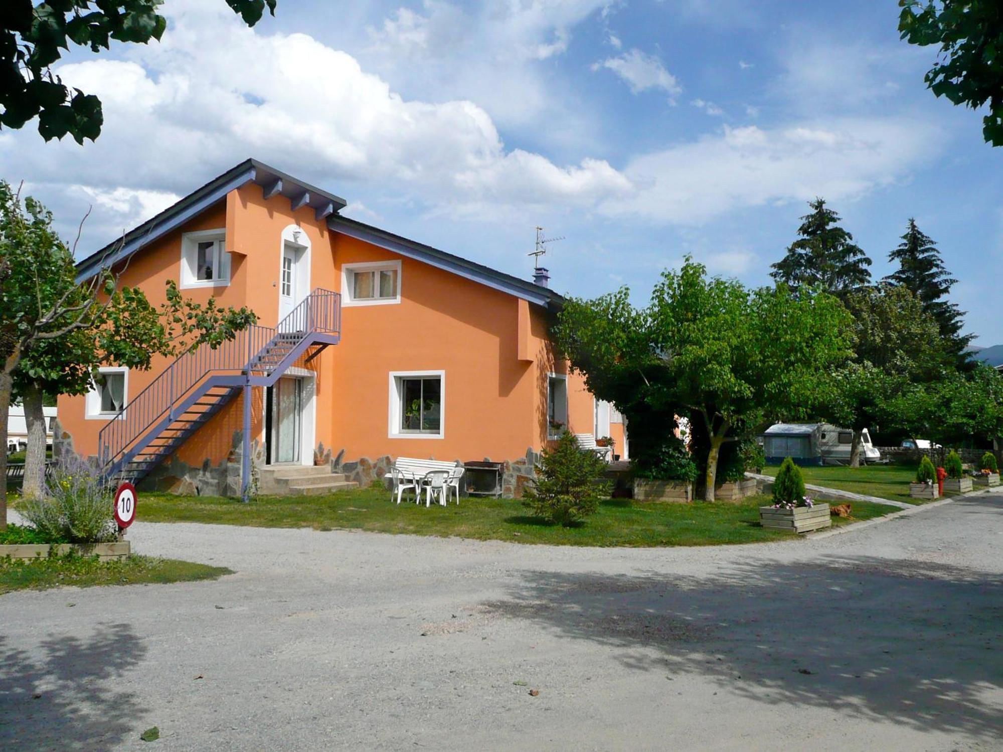Camping Mas Piques Bourg-Madame Exterior photo